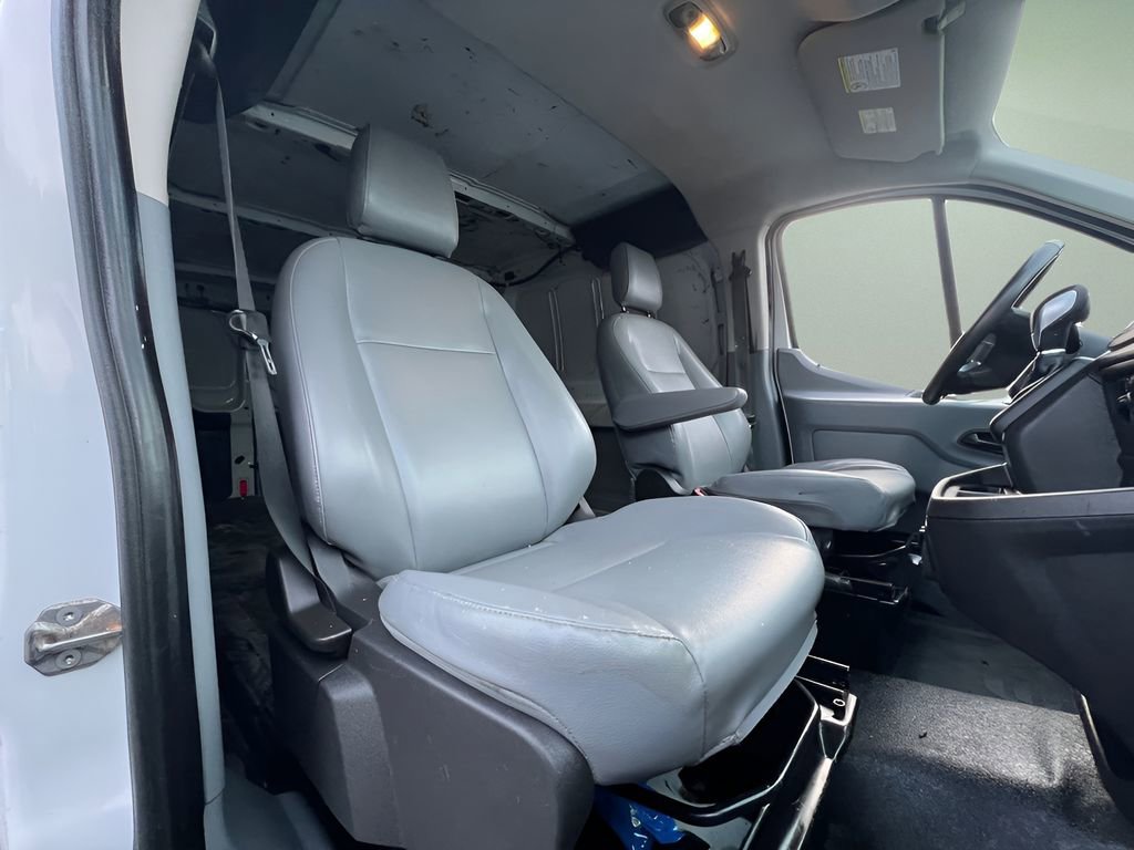Used 2015 Ford Transit 150 130 Low Roof RWD image 16
