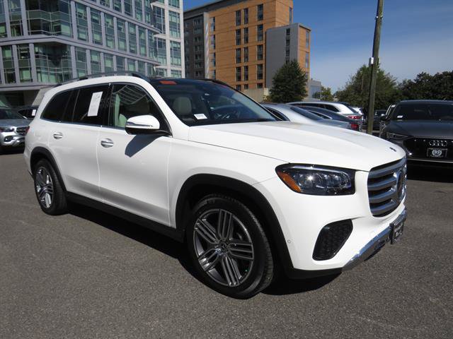 Used 2025 Mercedes-Benz GLS 450 4MATIC image 5