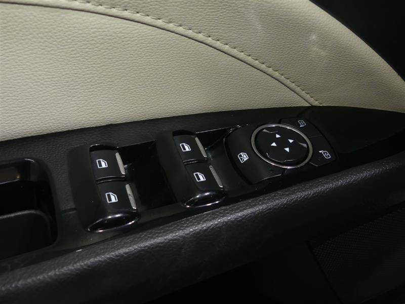 Used 2016 Ford Fusion Titanium FWD image 20