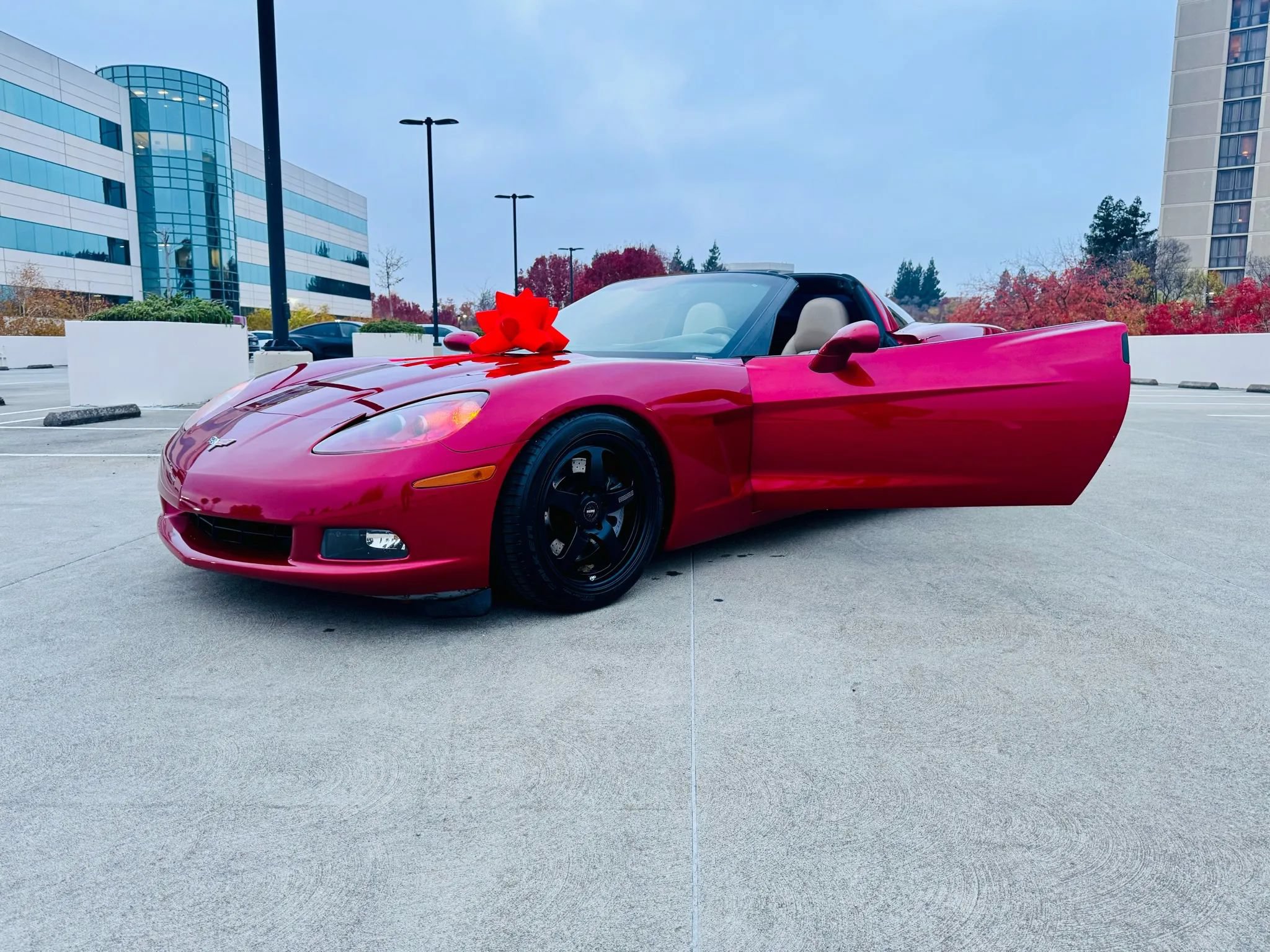 Used 2005 Chevrolet Corvette Coupe w/ Preferred Equipment Group RWD image 37