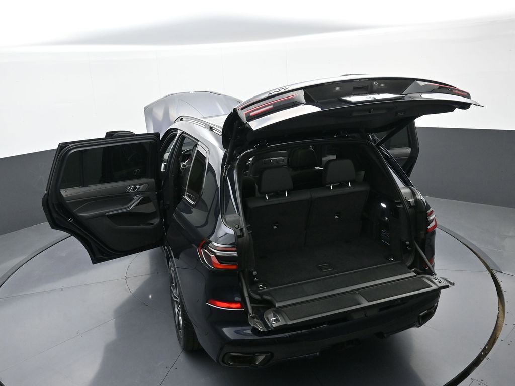 Used 2024 BMW X7 xDrive40i w/ Executive Package image 46