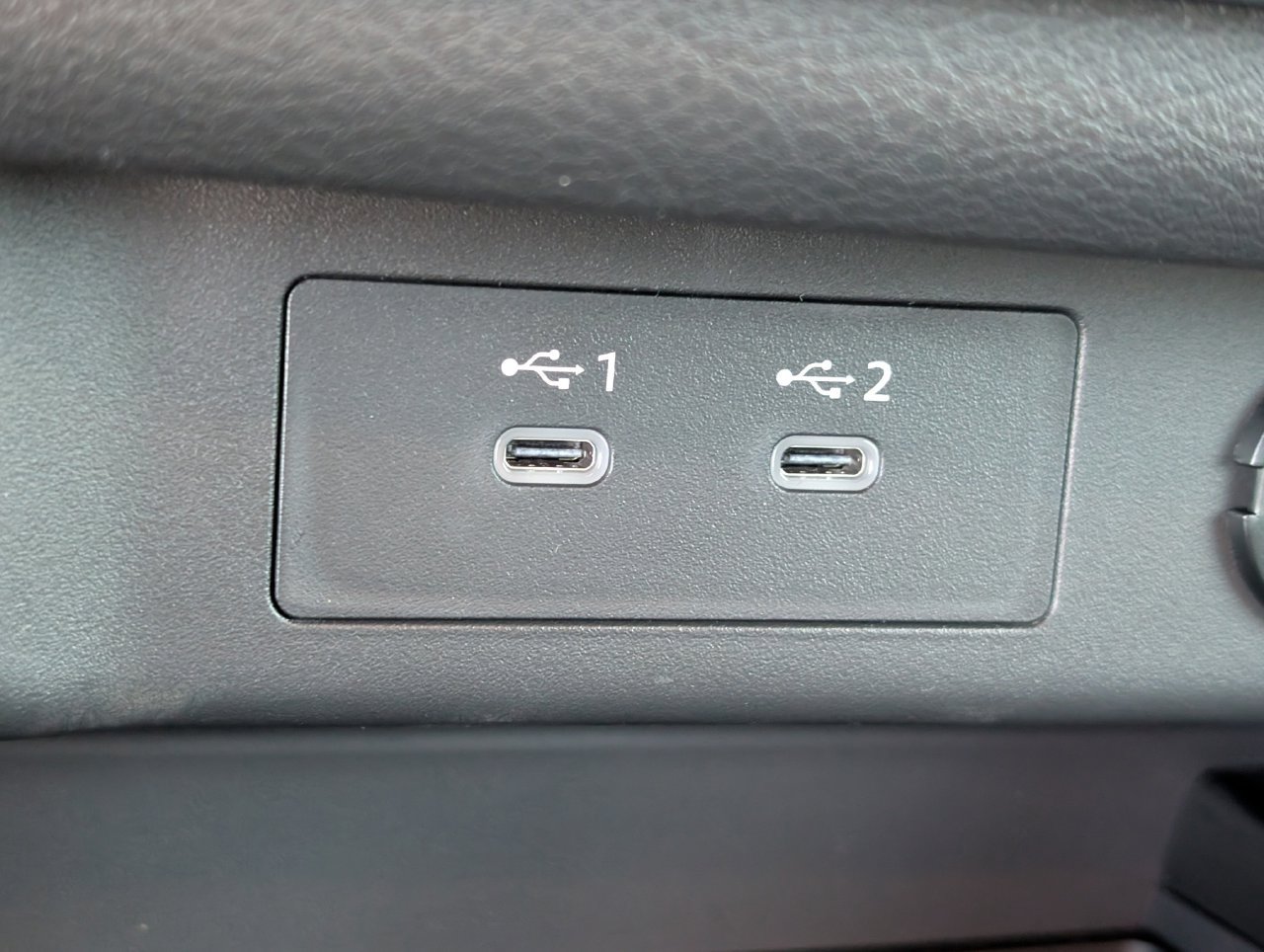 New 2025 Nissan Rogue SV FWD image 15