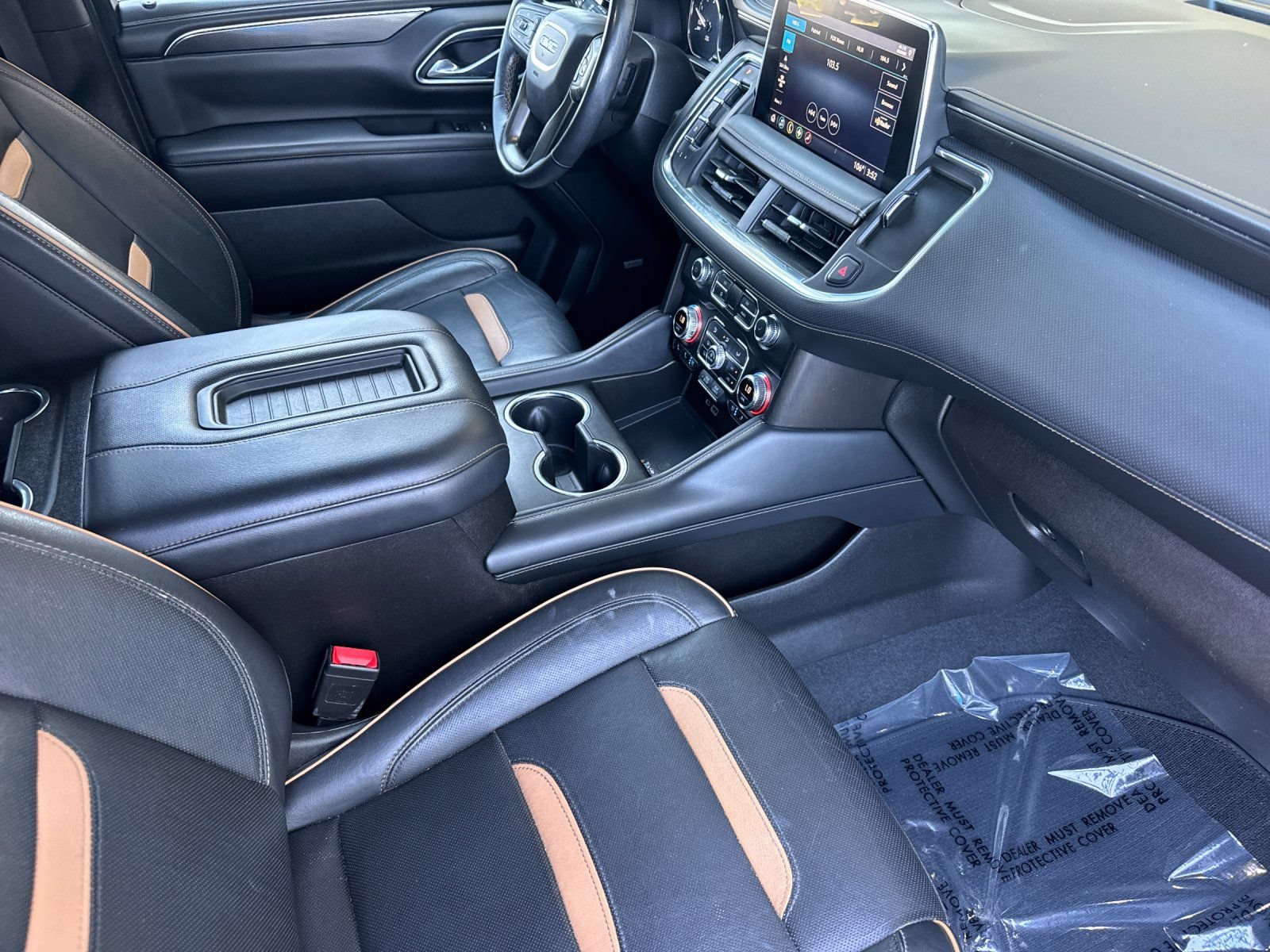 Used 2021 GMC Yukon AT4 AWD/4WD image 19