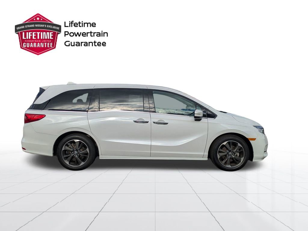 Used 2024 Honda Odyssey Elite image 2