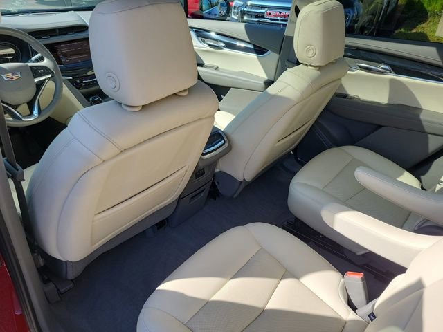 Used 2024 Cadillac XT6 Premium Luxury w/ Technology Package image 14
