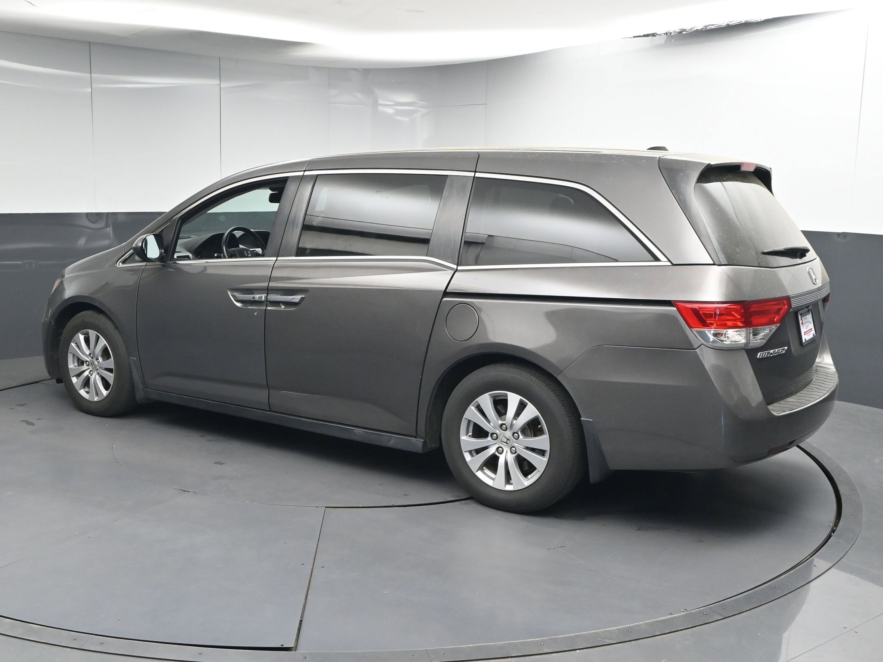 Used 2016 Honda Odyssey EX-L image 6