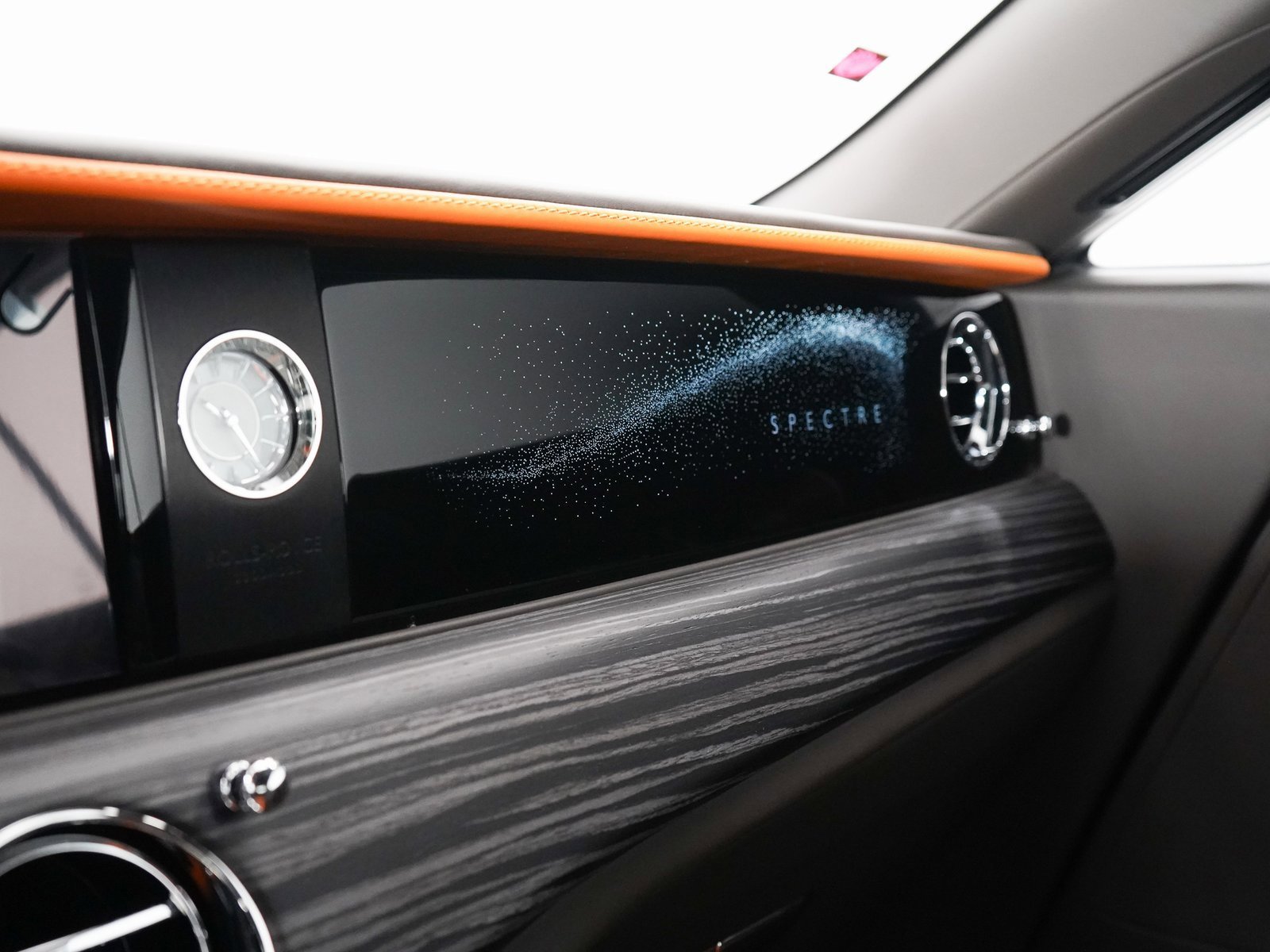 New 2025 Rolls-Royce Spectre w/ Spectre Launch Package image 31