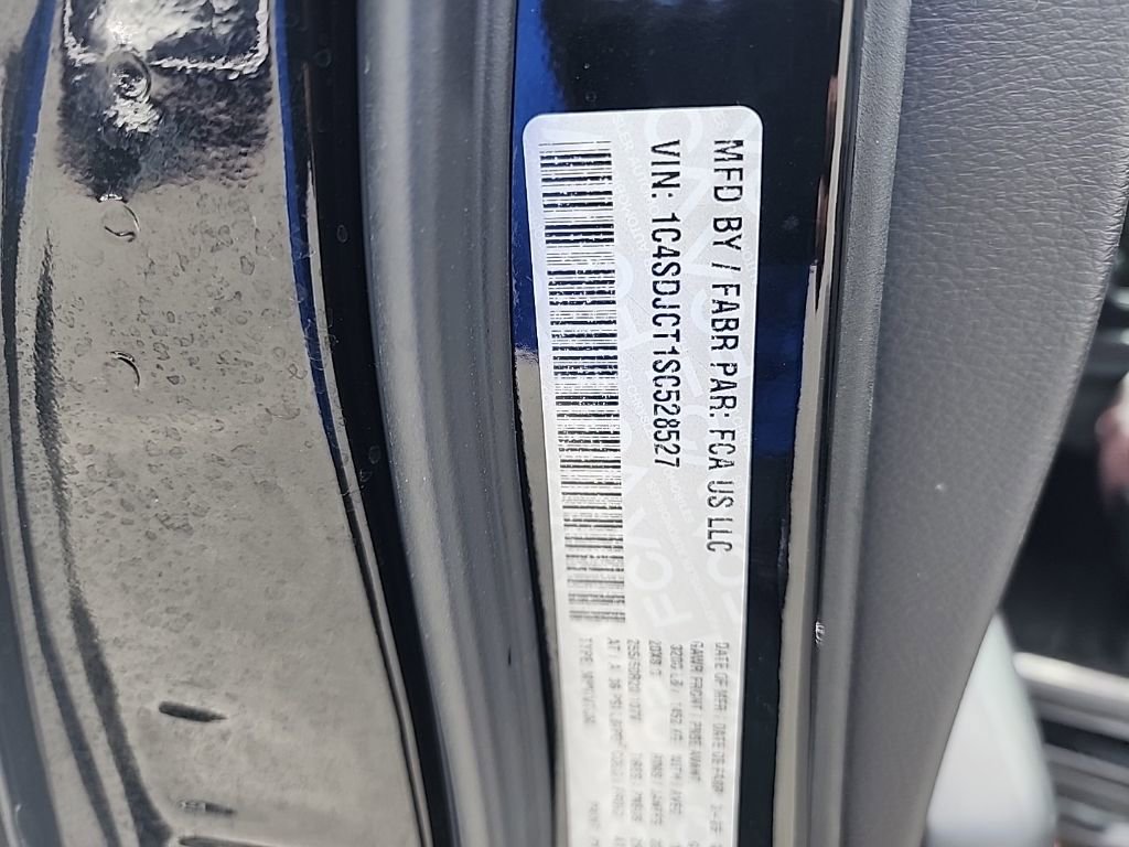 Used 2025 Dodge Durango R/T w/ Blacktop Package image 16