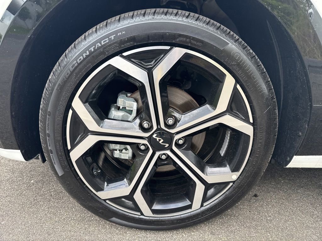 Used 2025 Kia Niro EX Touring FWD image 49