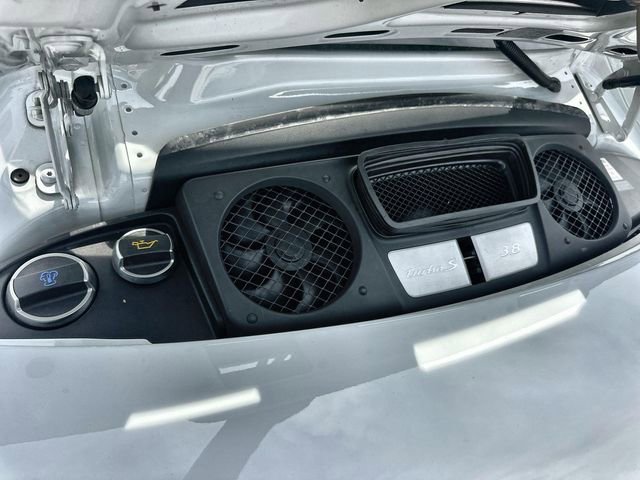 Used 2014 Porsche 911 Turbo S image 29