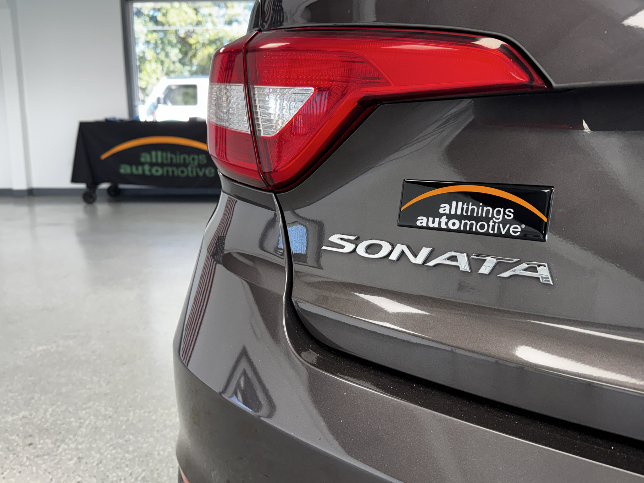 Used 2017 Hyundai Sonata Sport w/ Value Edition Package 02 FWD image 31