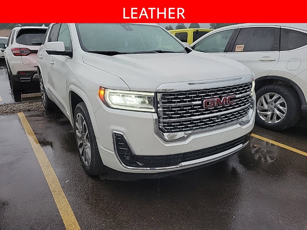 Used 2022 GMC Acadia Denali w/ Denali Technology Package AWD/4WD image 3