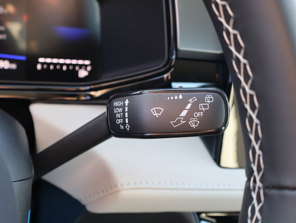 New 2026 Volkswagen Taos S image 39