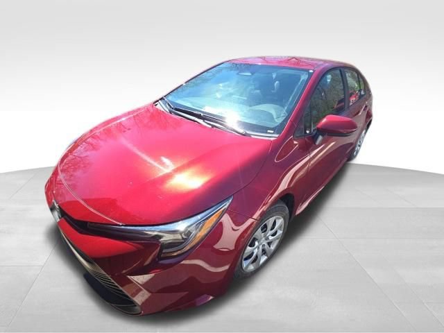 Used 2024 Toyota Corolla LE image 8