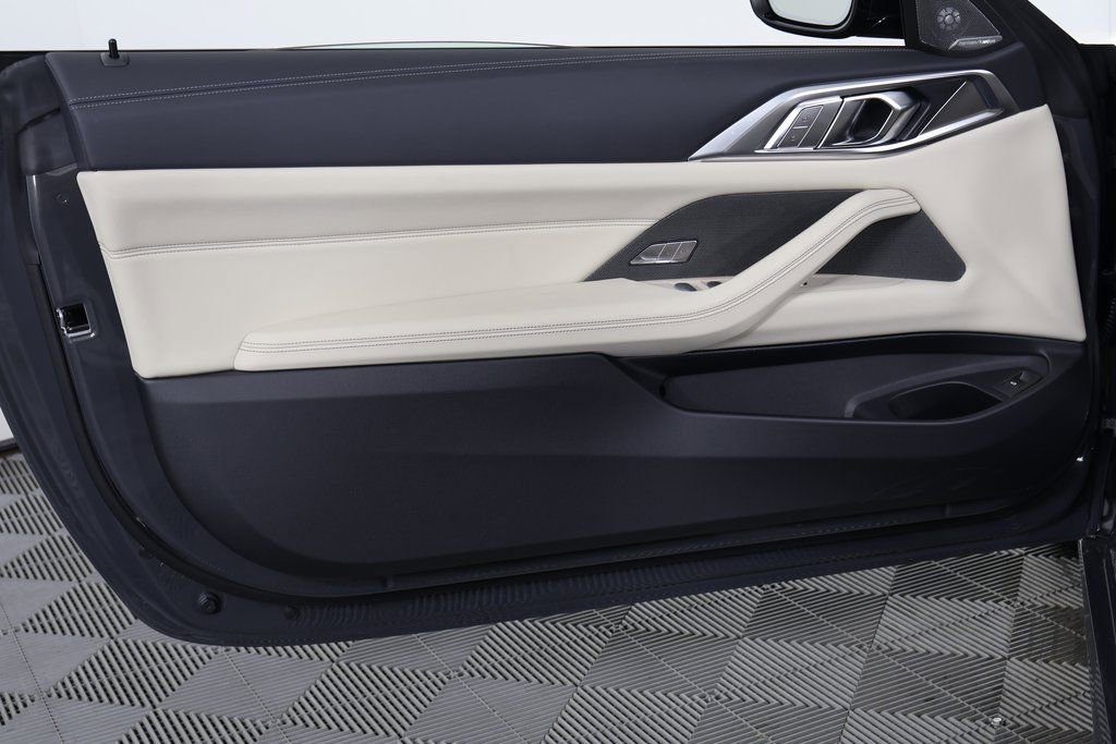 New 2026 BMW M440i Convertible w/ Premium Package RWD image 8