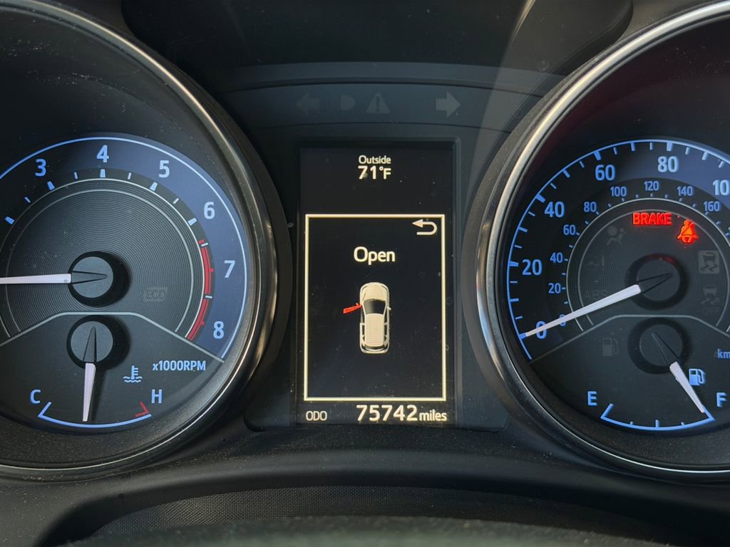 Used 2016 Scion iM image 17