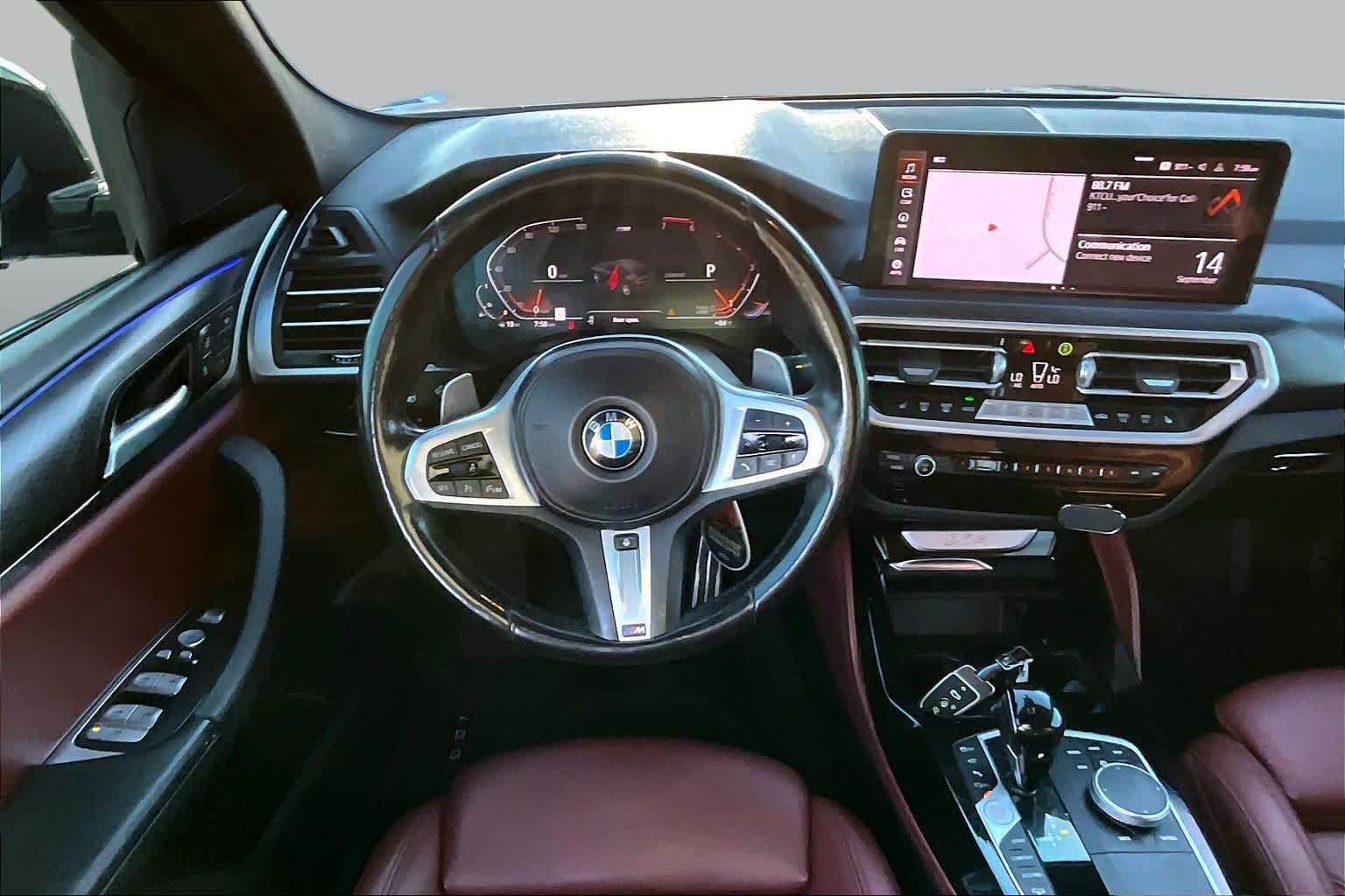 Used 2022 BMW X4 xDrive30i w/ Parking Assistance Package AWD/4WD image 6