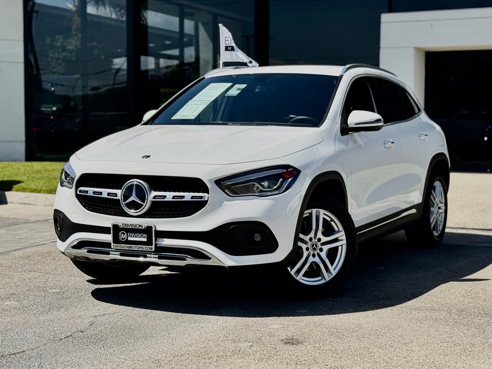 Used 2023 Mercedes-Benz GLA 250 w/ Premium Package image 2
