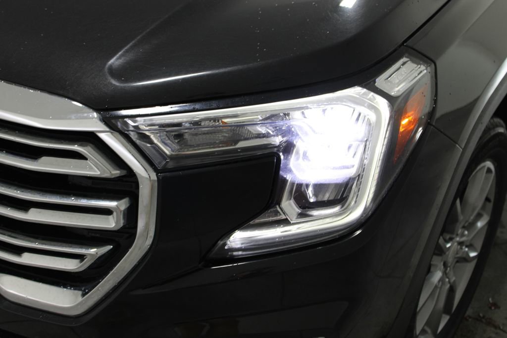 Used 2024 GMC Terrain SLT image 59