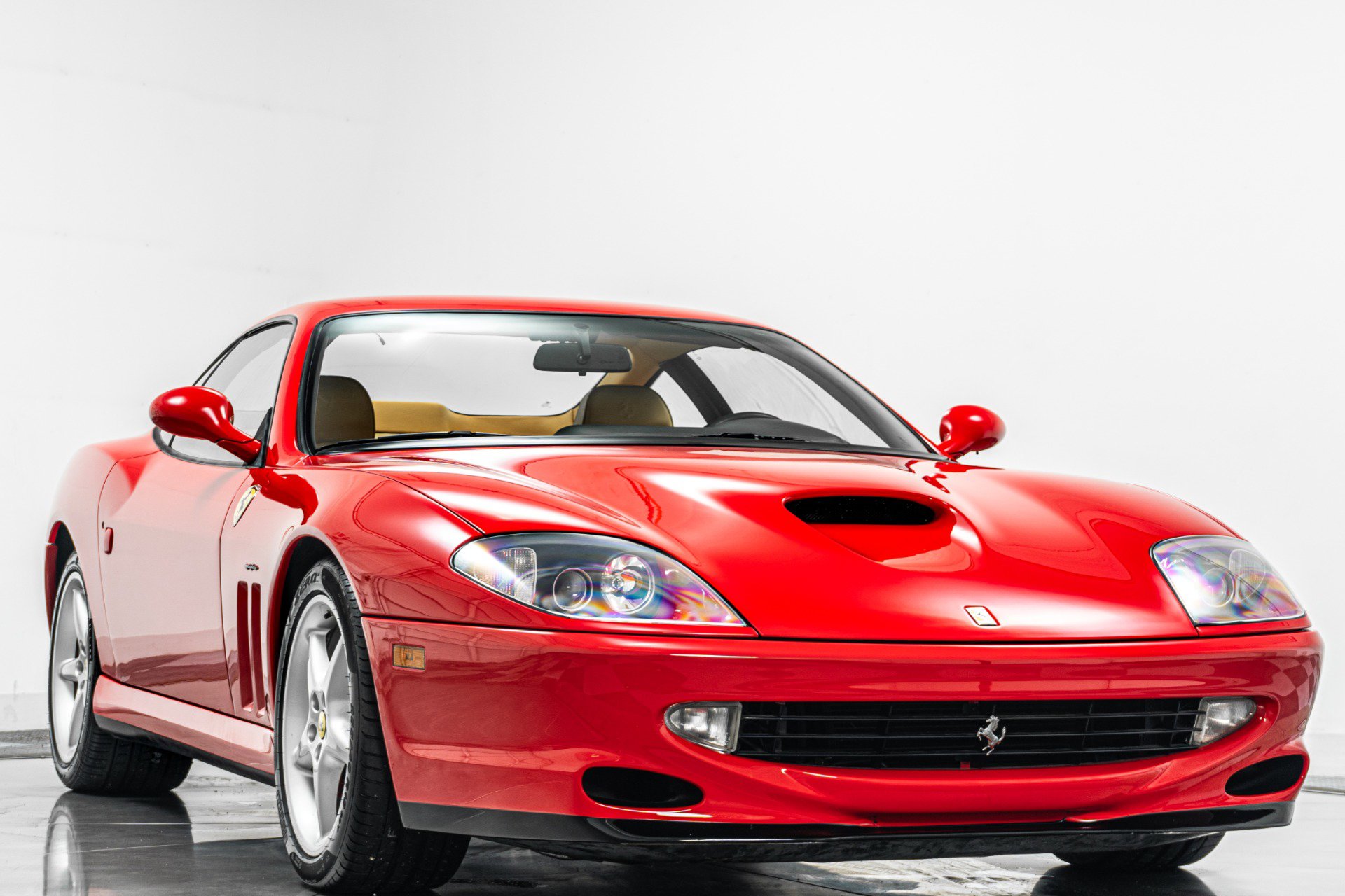 Used 2001 Ferrari 550 Maranello Coupe RWD image 3