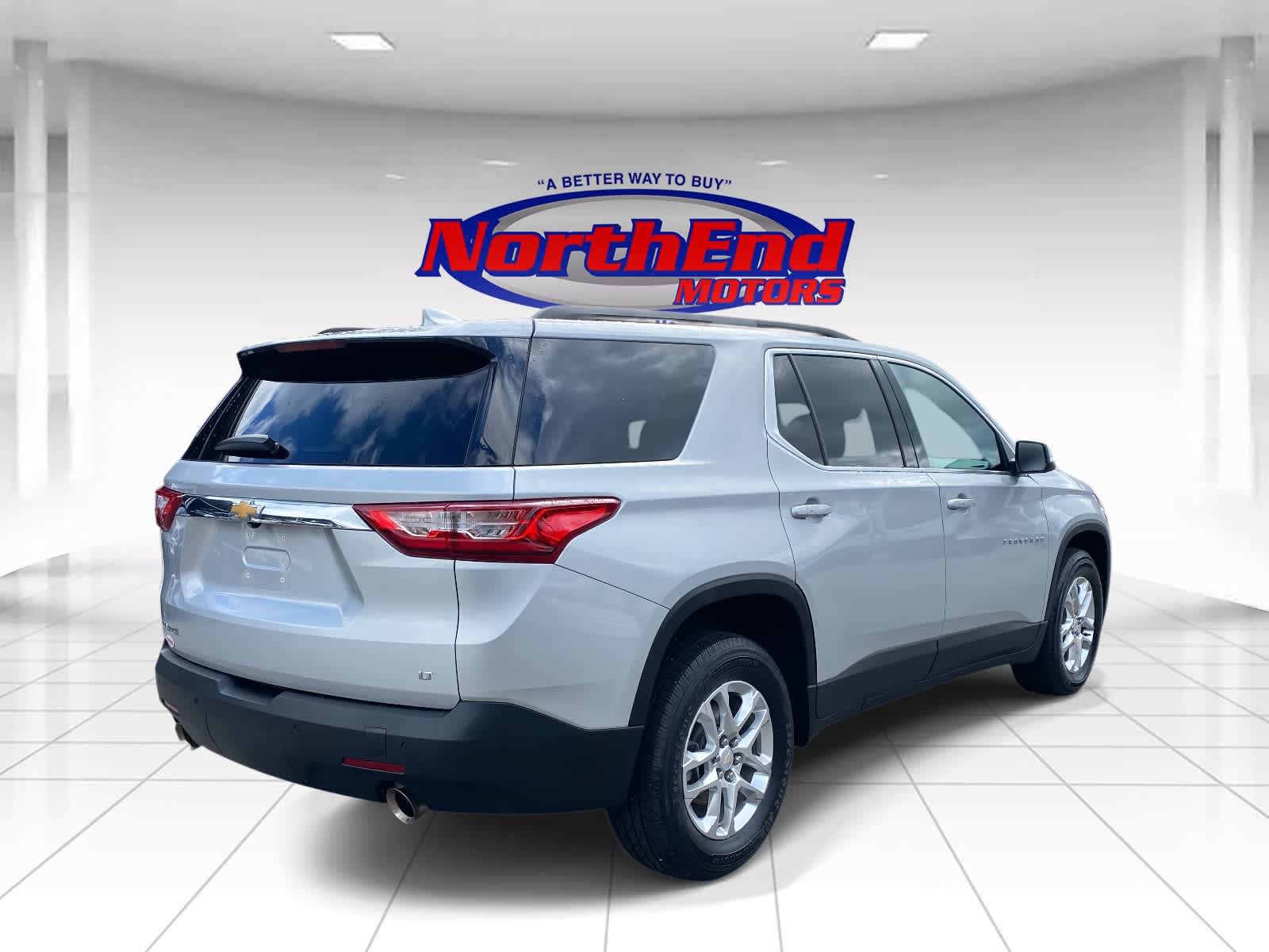 Used 2021 Chevrolet Traverse LT FWD image 7