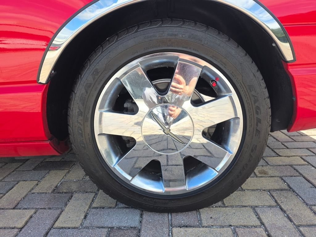 Used 2002 Ford Thunderbird RWD image 17