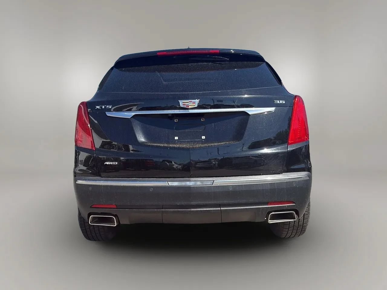 Used 2017 Cadillac XT5 Luxury w/ Driver Awareness Package AWD/4WD image 6