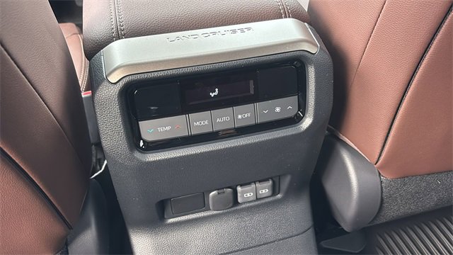 New 2026 Toyota Land Cruiser image 7