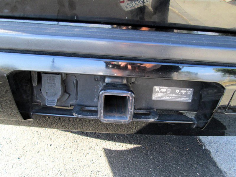 Used 2016 Chevrolet Suburban 4WD w/ Max Trailering Package image 21