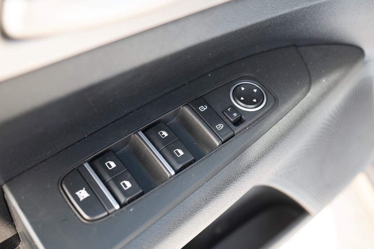 Used 2024 Kia Forte LXS image 19