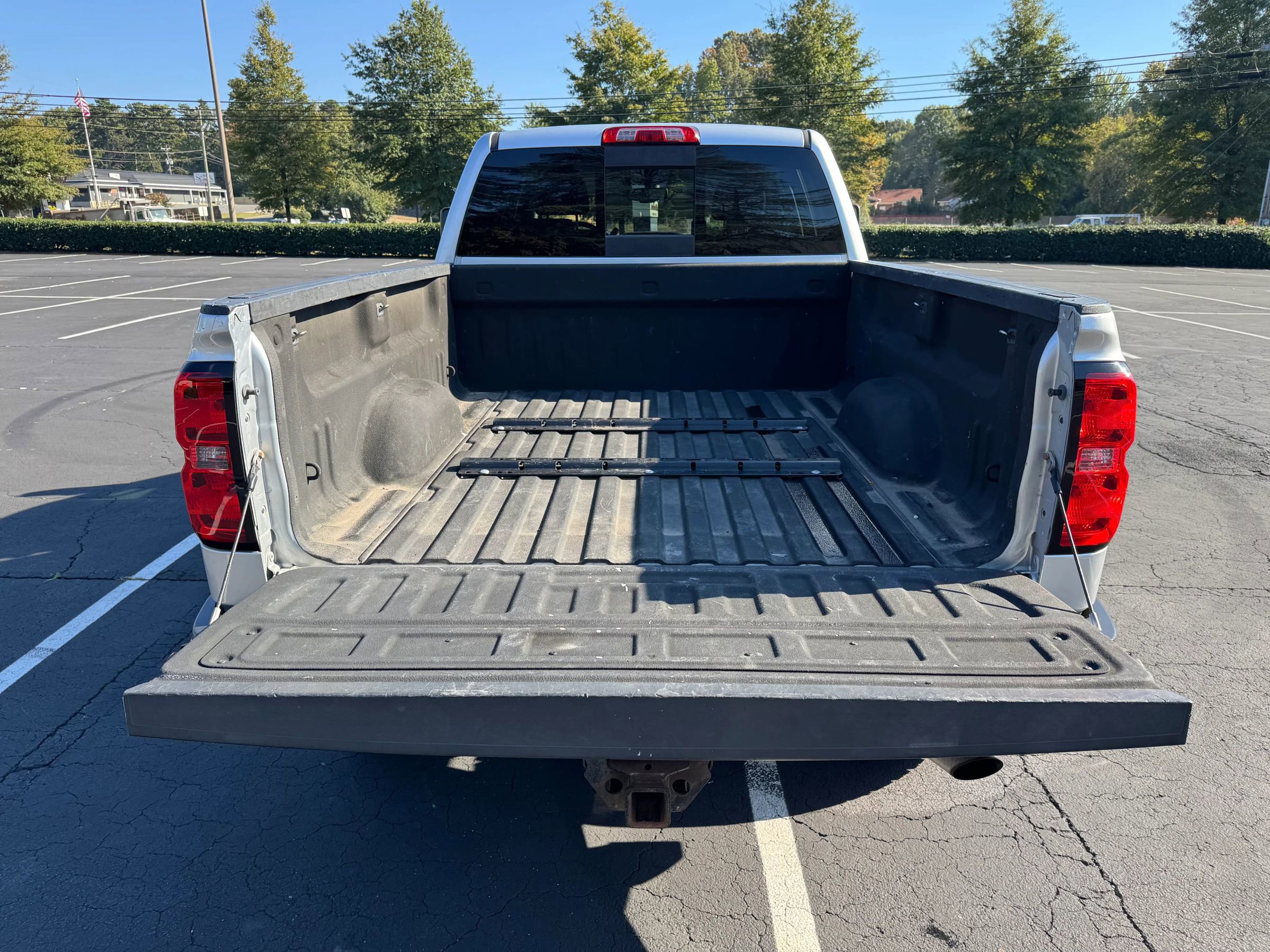 Used 2016 Chevrolet Silverado 2500 LT w/ LT Convenience Package image 9