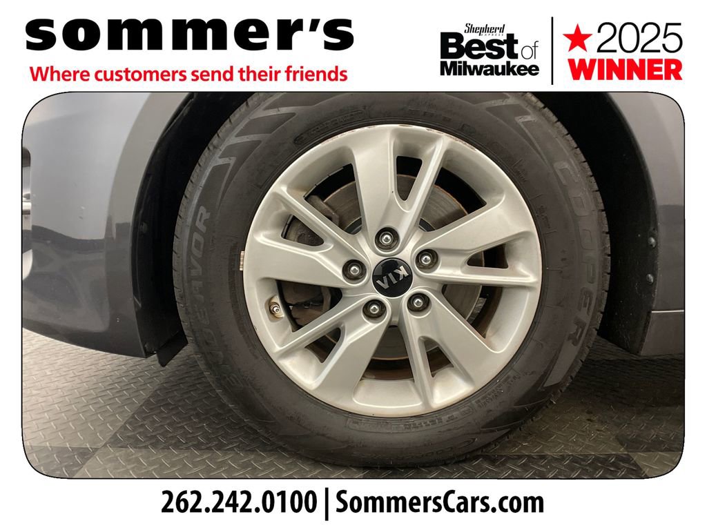 Used 2018 Kia Optima LX image 22