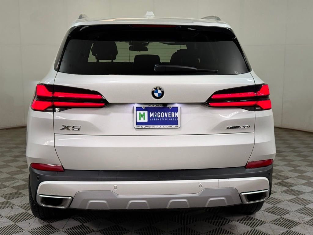 Used 2024 BMW X5 xDrive40i w/ Premium Package image 5