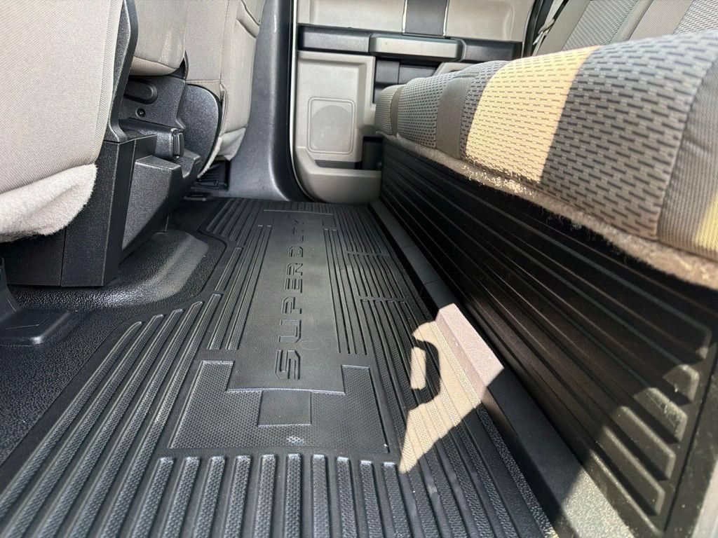 Used 2017 Ford F250 XLT AWD/4WD image 17