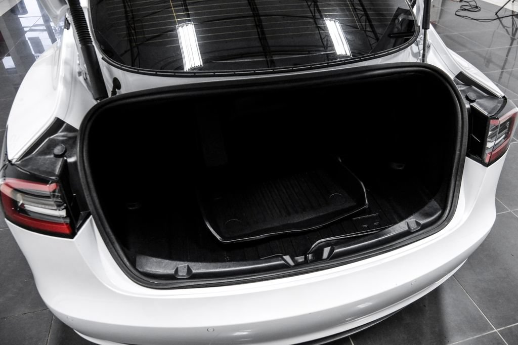 Used 2022 Tesla Model 3 Long Range AWD/4WD image 52