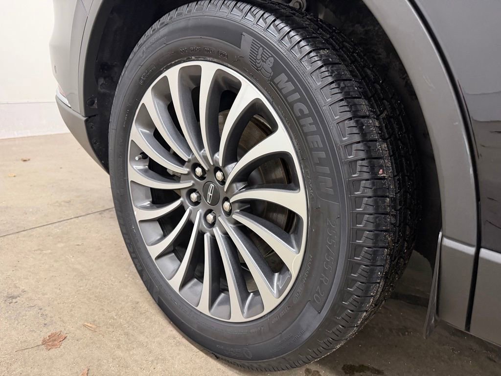 Used 2024 Lincoln Aviator Reserve image 8