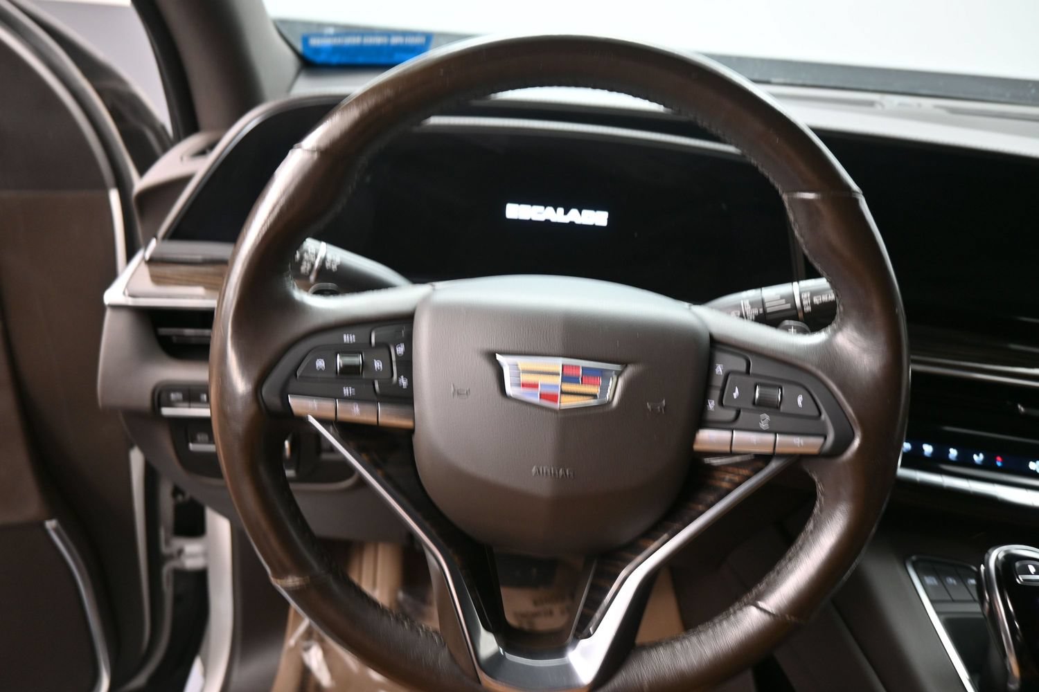 Used 2021 Cadillac Escalade ESV Sport AWD/4WD image 14