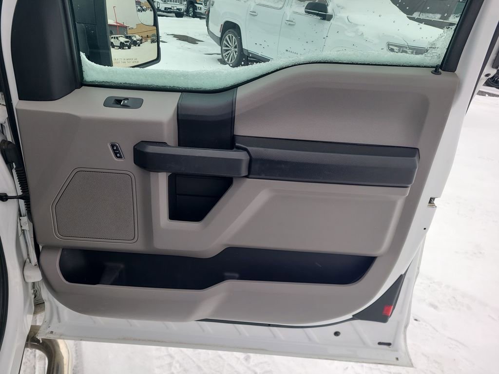 Used 2016 Ford F150 XL w/ Equipment Group 101A Mid image 41