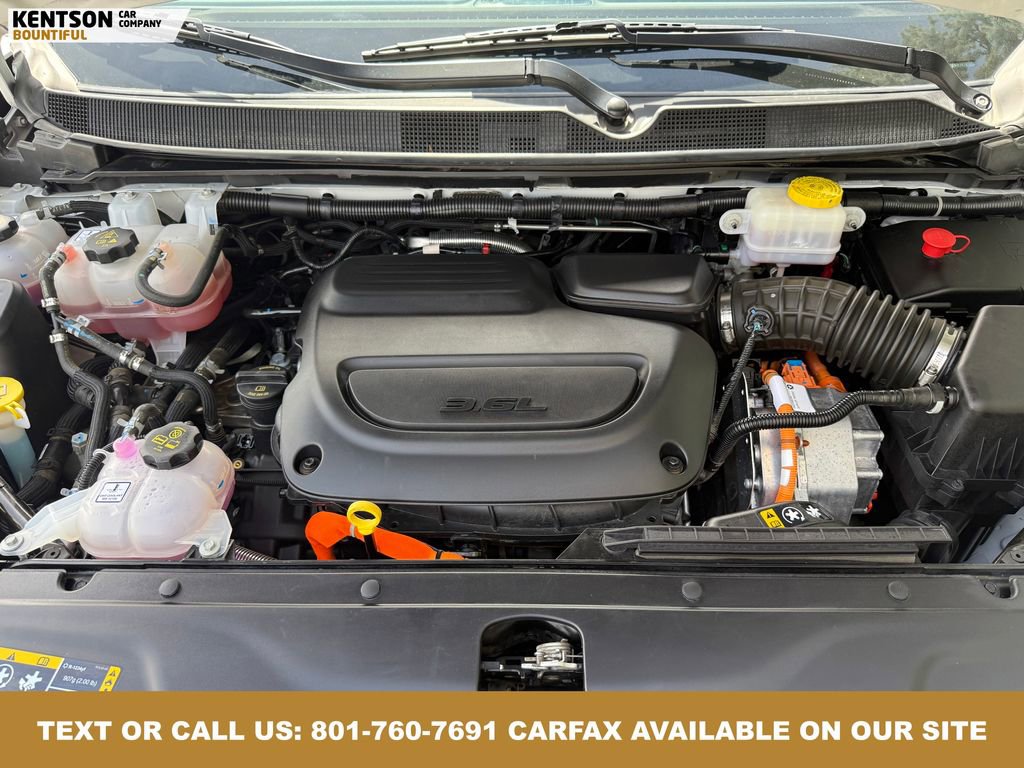 Used 2024 Chrysler Pacifica Select image 36