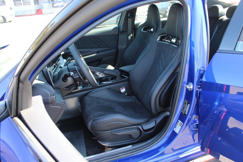 New 2026 Hyundai Elantra N FWD image 12