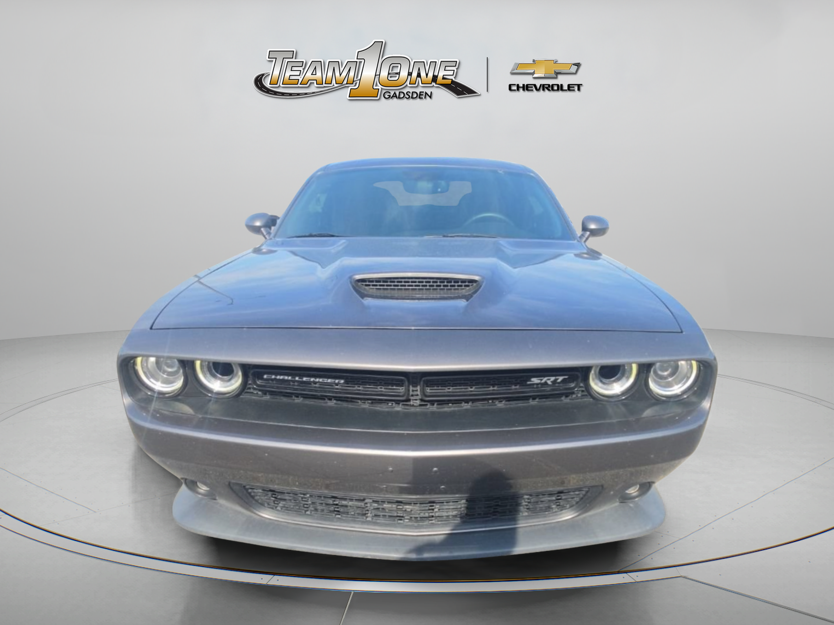 Used 2016 Dodge Challenger SRT w/ Technology Group RWD image 2