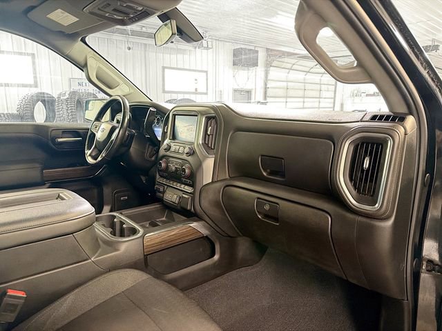 Used 2019 Chevrolet Silverado 1500 LT Trail Boss AWD/4WD image 12