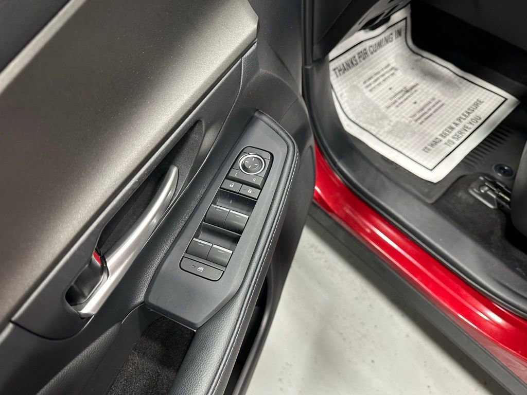 Used 2025 Toyota Grand Highlander FWD image 9