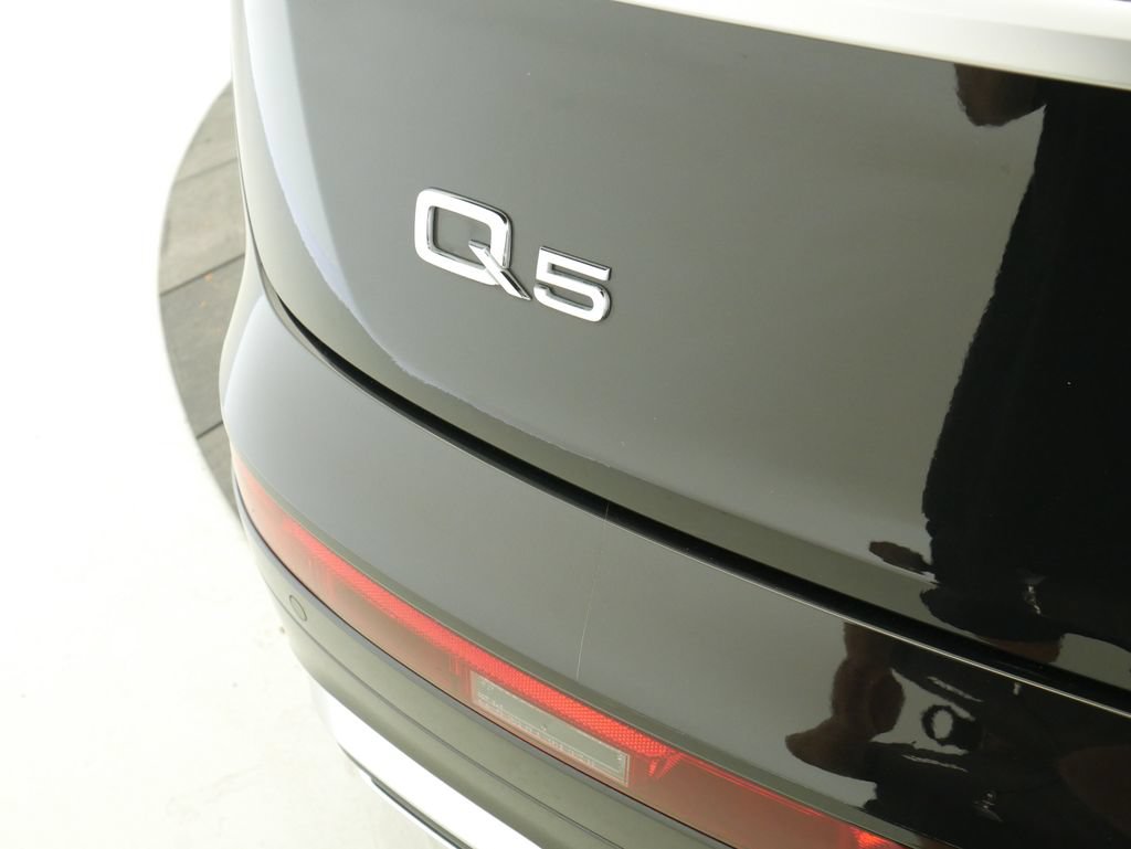 Certified 2023 Audi Q5 2.0T Premium w/ Convenience Package AWD/4WD image 12