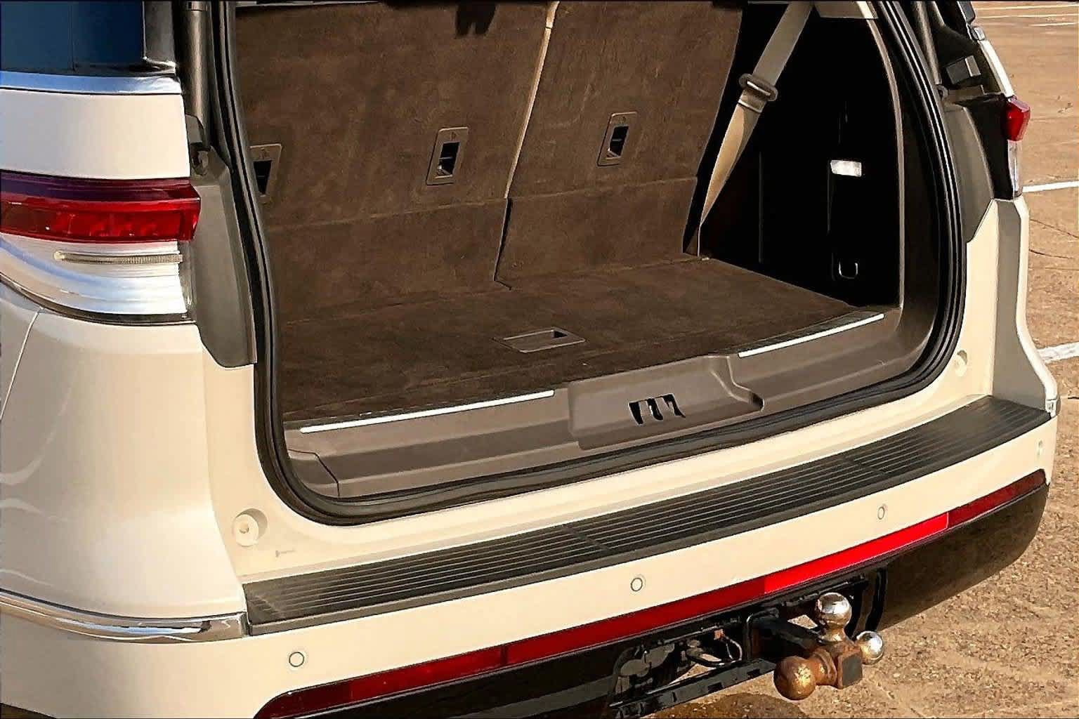 Used 2022 Lincoln Navigator Reserve AWD/4WD image 16