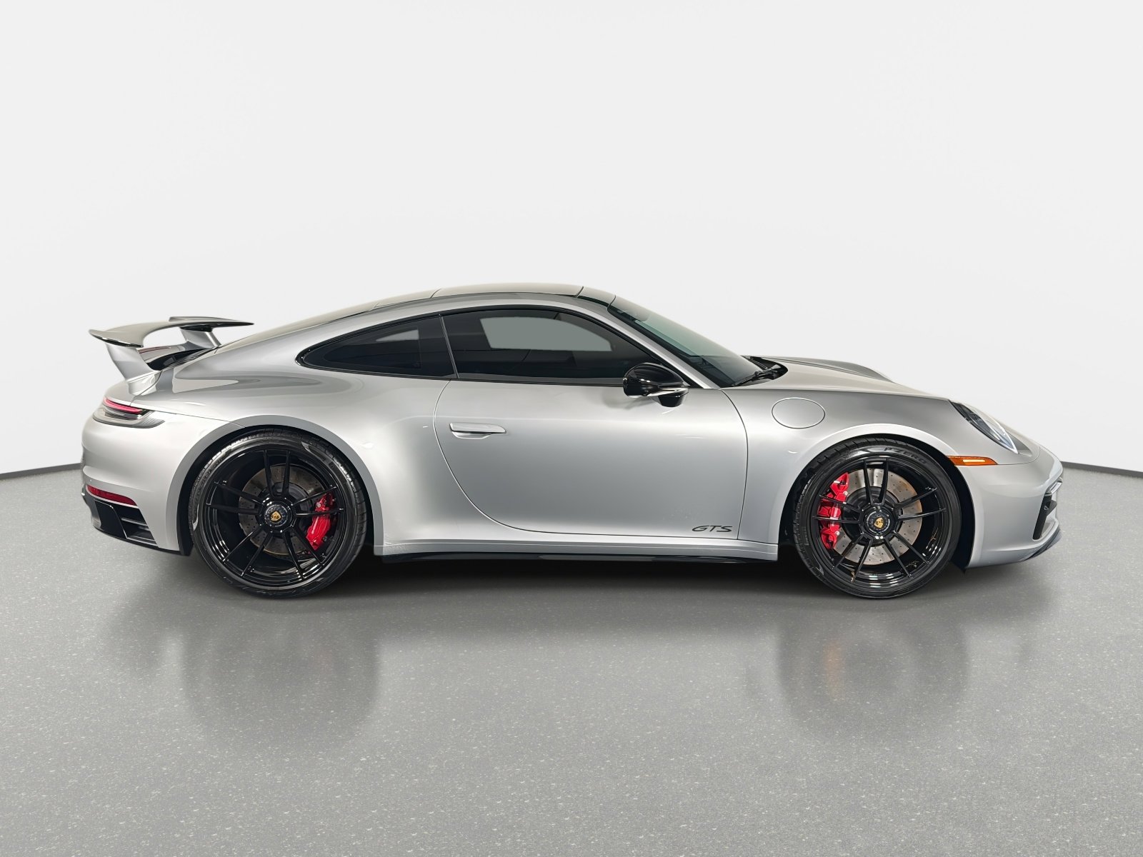 Used 2024 Porsche 911 Carrera 4 GTS image 2