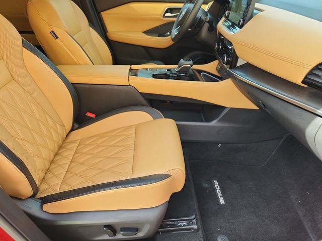 Used 2023 Nissan Rogue Platinum w/ Platinum Premium Package image 28