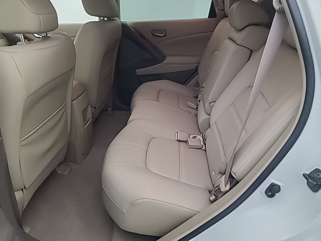 Used 2014 Nissan Murano LE w/ Platinum Edition Package AWD/4WD image 19
