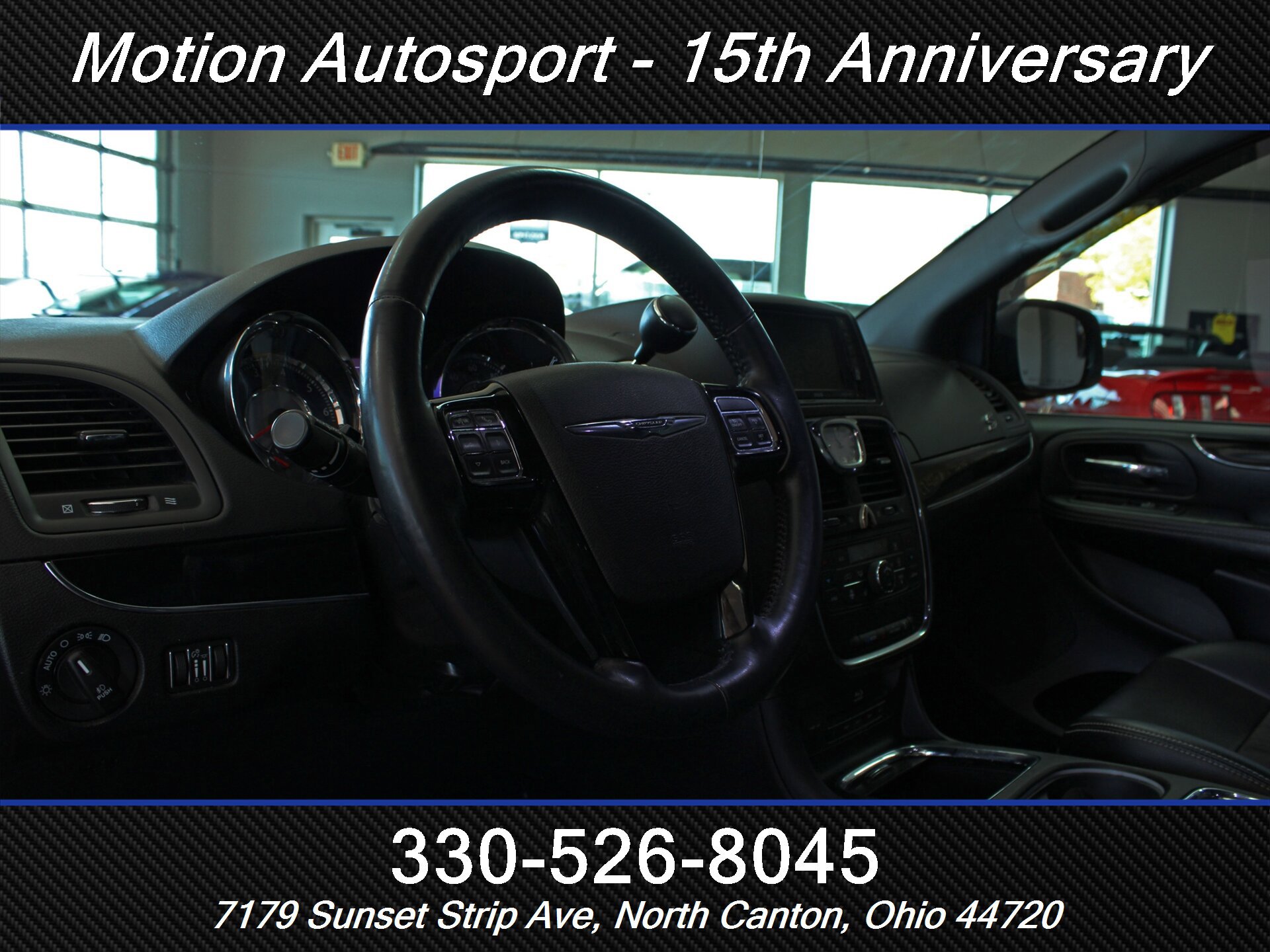 Used 2015 Chrysler Town & Country S w/ Driver Convenience Group FWD image 15