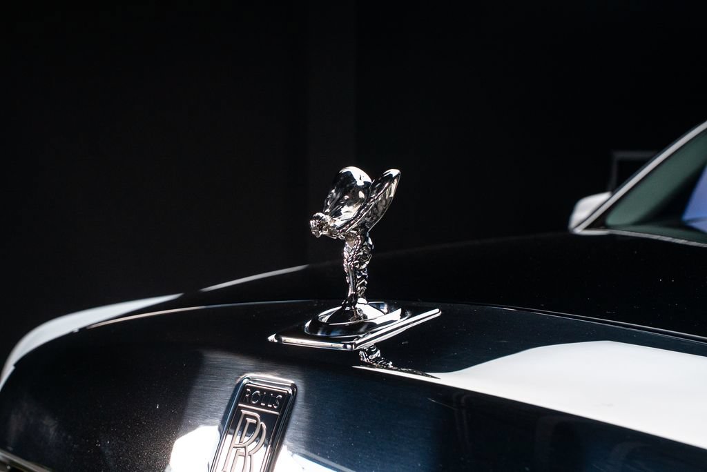Used 2022 Rolls-Royce Phantom Sedan w/ The Phantom Package RWD image 9